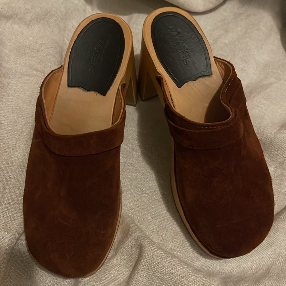 Swedish Hasbeens clogs brown suede size 37